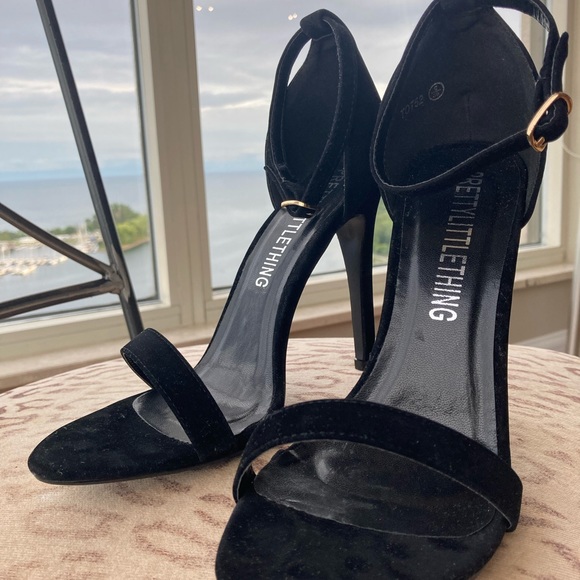 Pretty Little Thing Suede Open Toe Heels - Picture 4 of 4